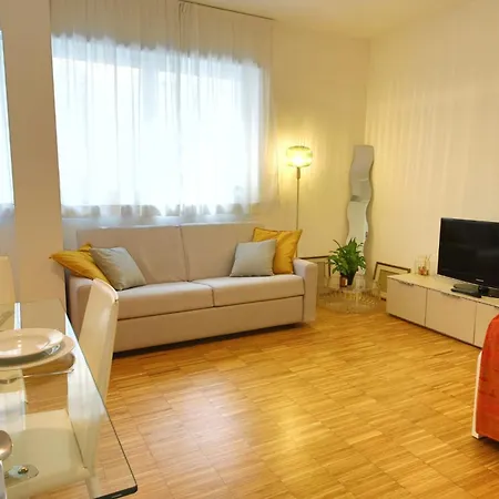 Vela Apartment *