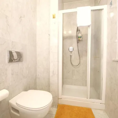 Apartment Vela *